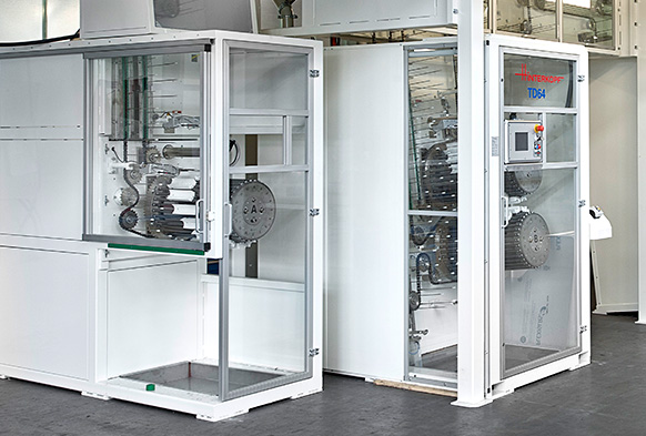 Accumulators ensure a smooth production process within a production line. They reduce downtime and increase the efficiency of the system.